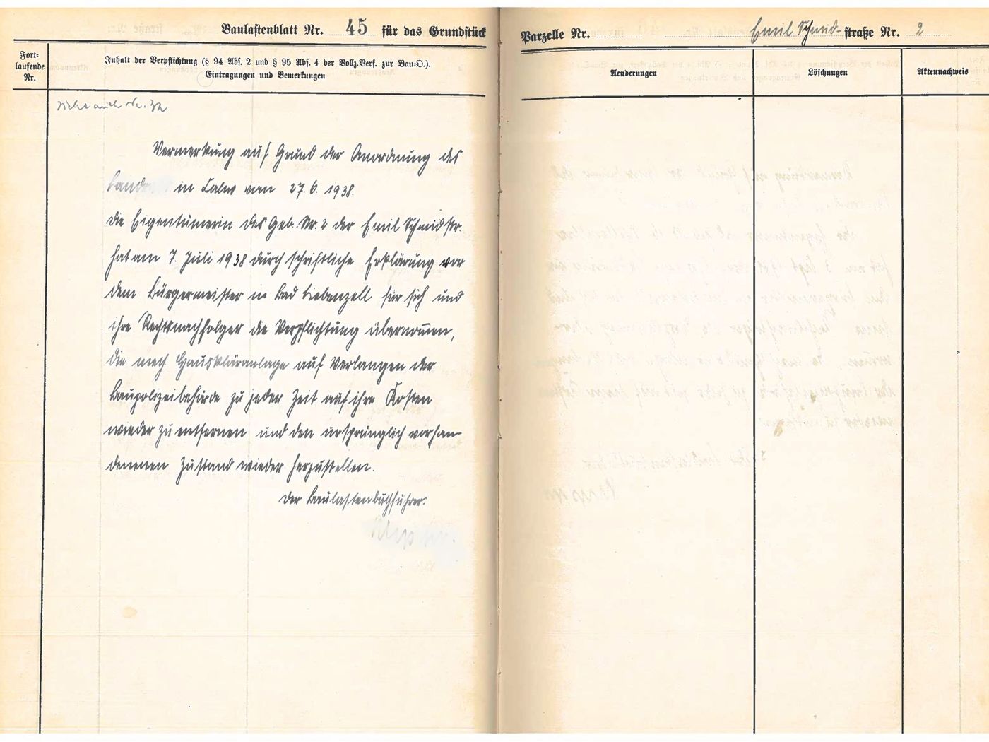 Aufgeschlagenes, handschriftlich geführtes Baulastenbuch
