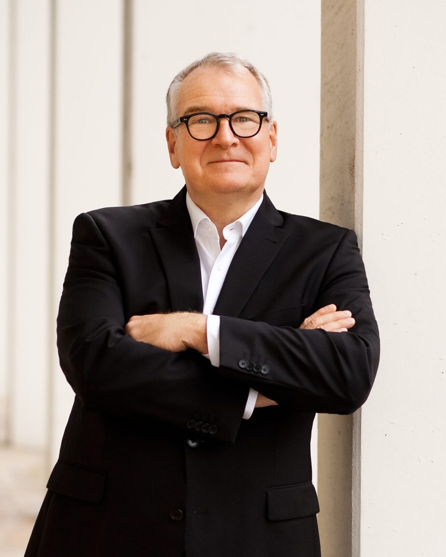 Klaus Zoll